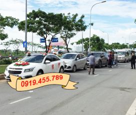 Xe du lịch 4 chỗ