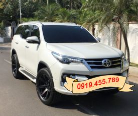 Xe du lịch 7 chỗ Xe du lịch 7 chỗ