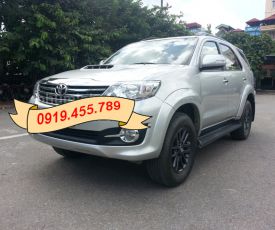 Xe du lịch 7 chỗ Xe du lịch 7 chỗ